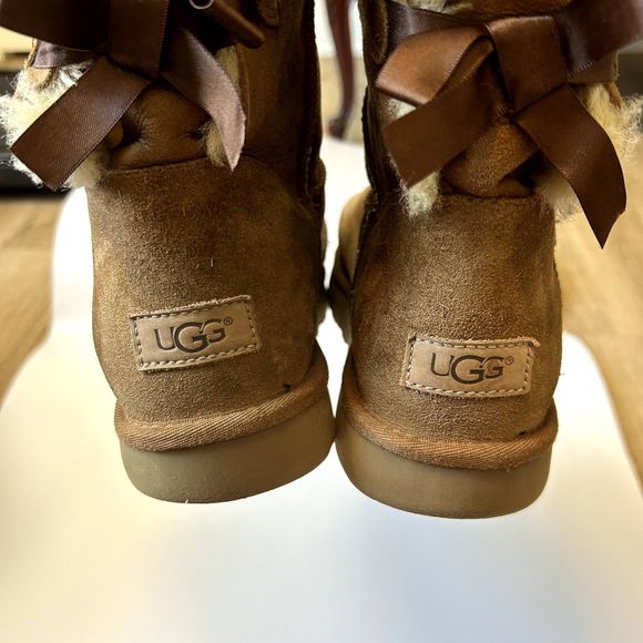 UGG Womens Bailey Bow Tall II Boot Size 10 Chestnut Tan 1016434 Winter - Picture 14 of 16